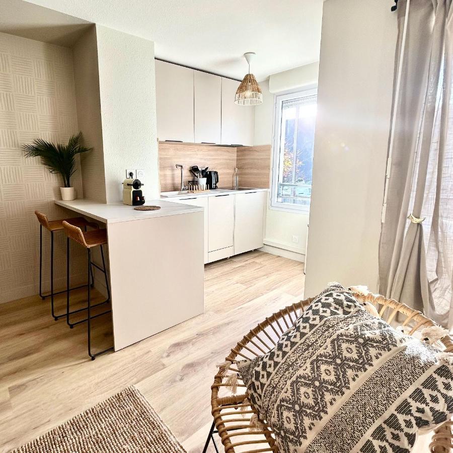 Modern 1 Bdr + Balcony + Free Parking + Ac + Pool Διαμέρισμα L'Isle-d'Abeau Εξωτερικό φωτογραφία