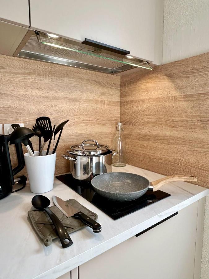 Modern 1 Bdr + Balcony + Free Parking + Ac + Pool Διαμέρισμα L'Isle-d'Abeau Εξωτερικό φωτογραφία